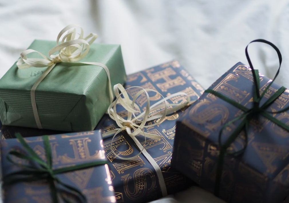 Gifts & Occasional Items