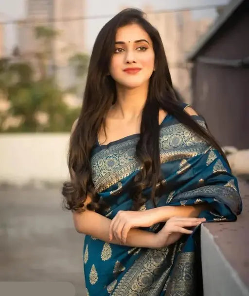 Pure Purple Color Litchi Silk Saree with Blouse